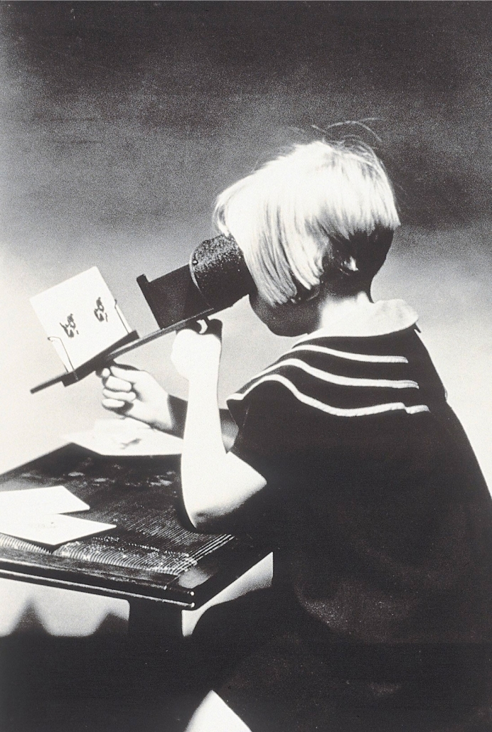 girl-with-scope